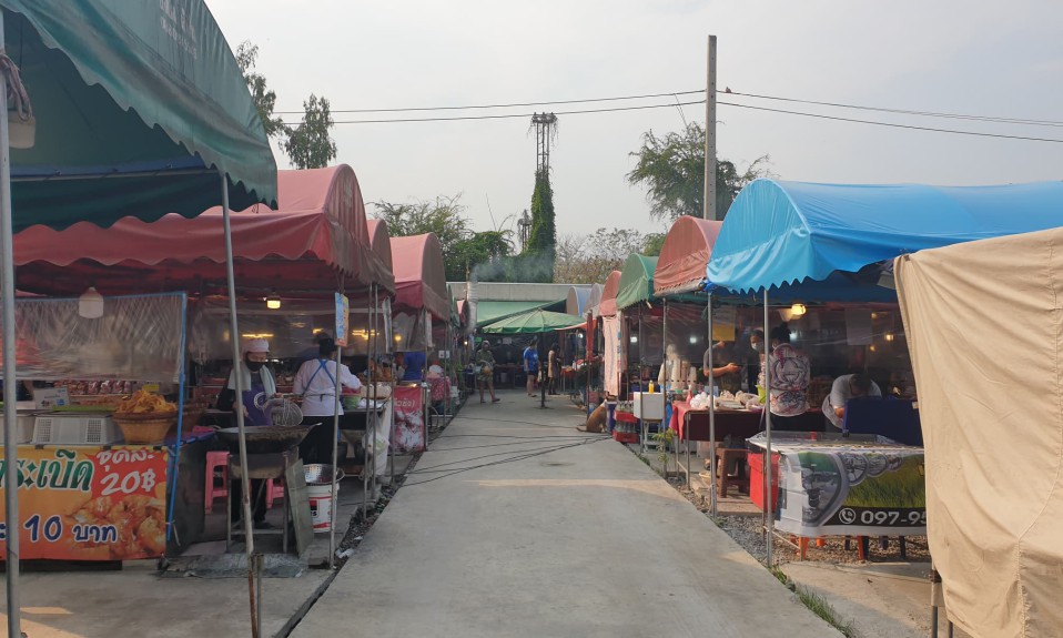ตลาดนัดอิคคิวซัง