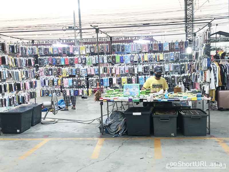 ตลาดบัวทองตอนเย็น