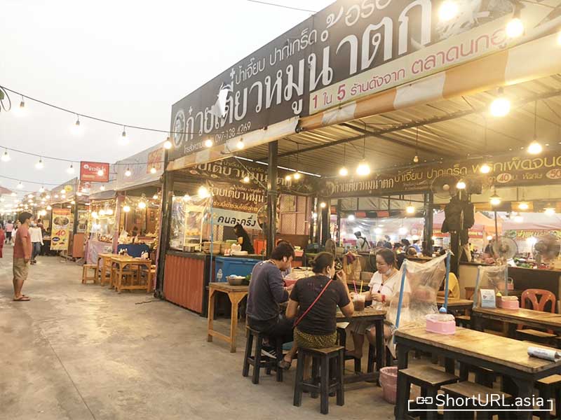 ตลาดบัวทอง บางบัวทอง